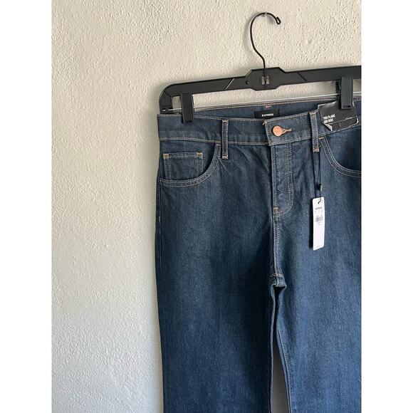 Express Woman Mid Rise Dark Wash Back Center Seam '70s Flare Jeans, Size… - Picture 8 of 10